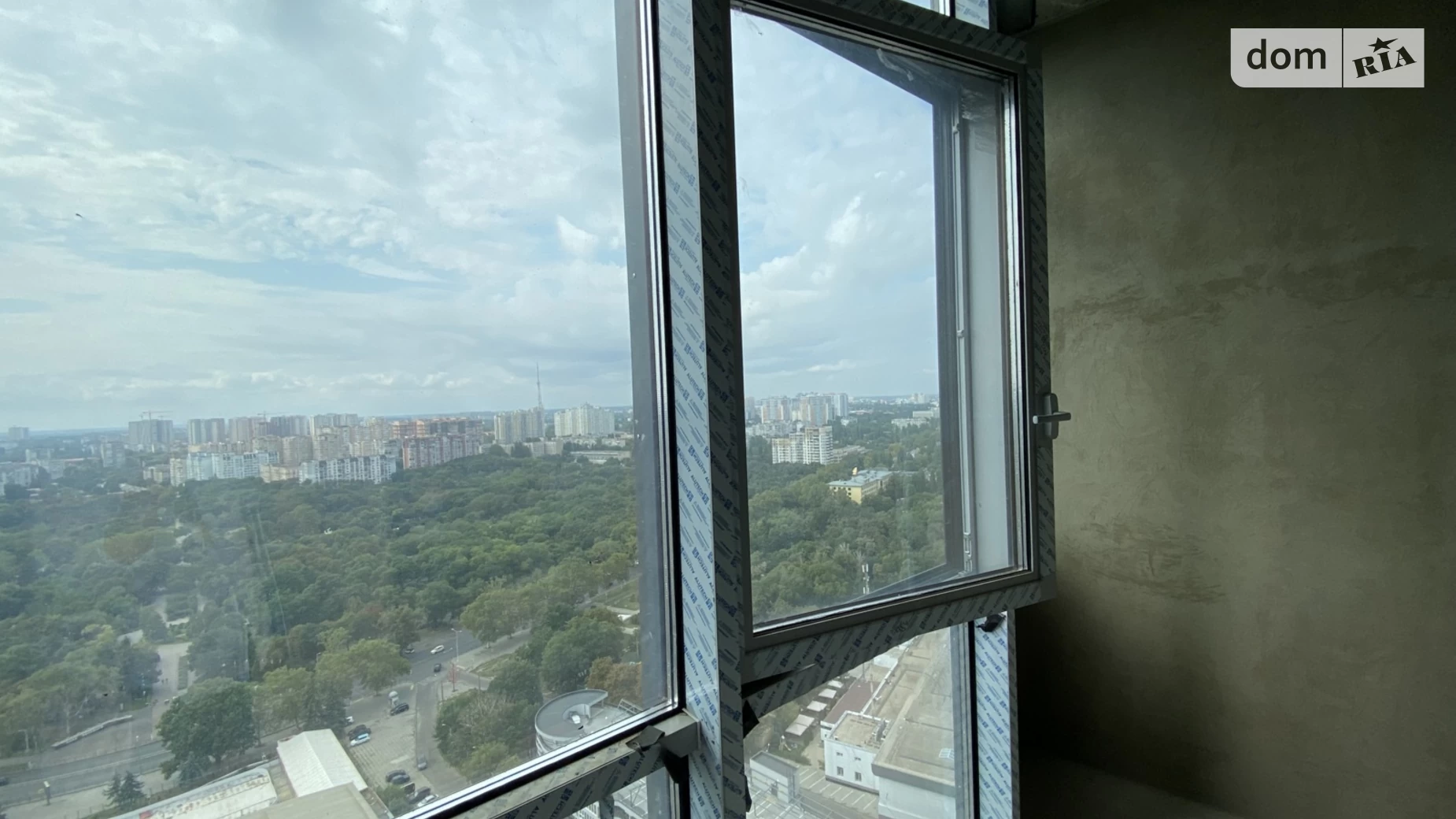 Продается 1-комнатная квартира 67.2 кв. м в Одессе, просп. Шевченко - фото 3