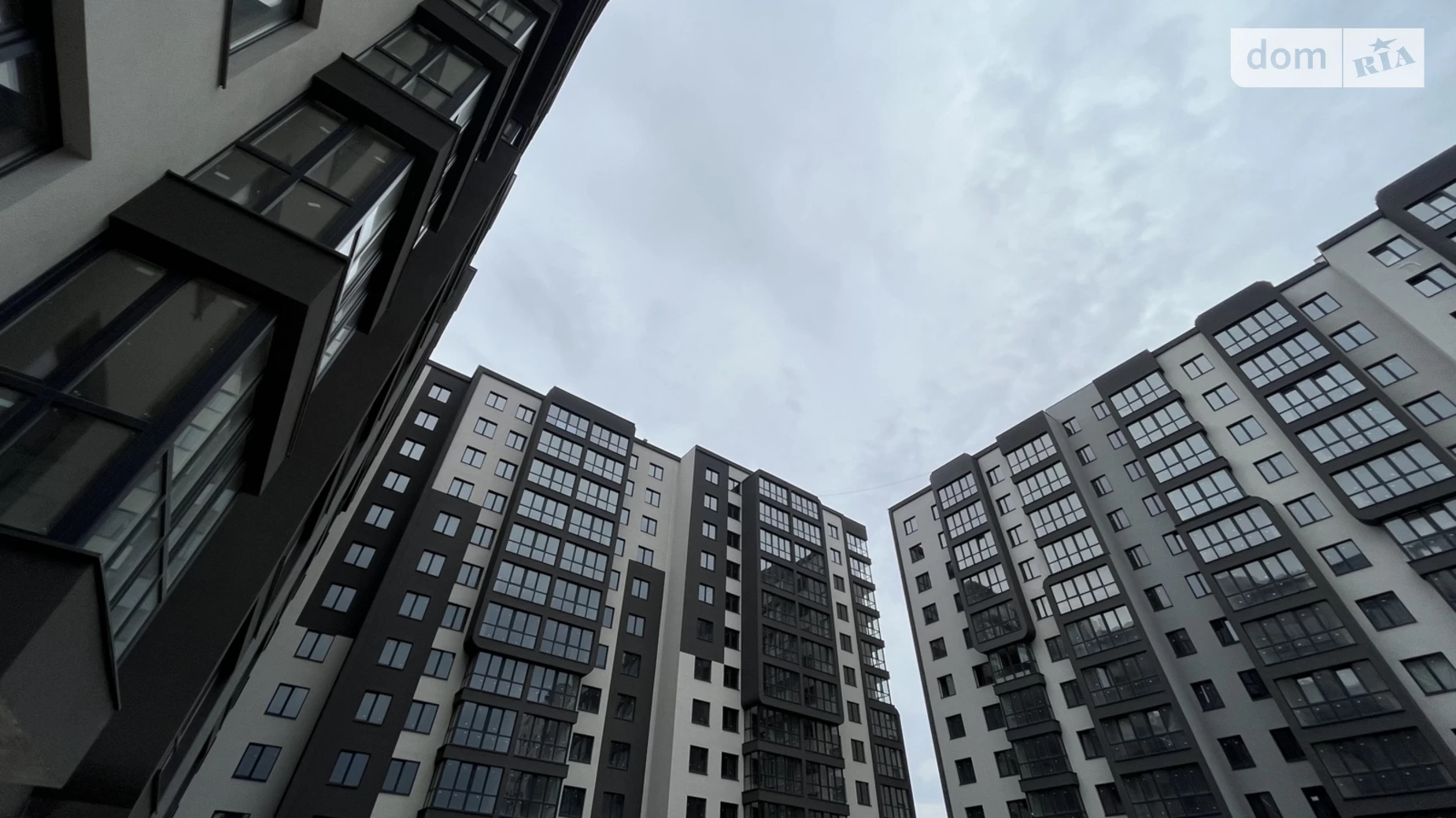Продається 2-кімнатна квартира 74 кв. м у Львові, вул. Роксоляни, 153 - фото 2