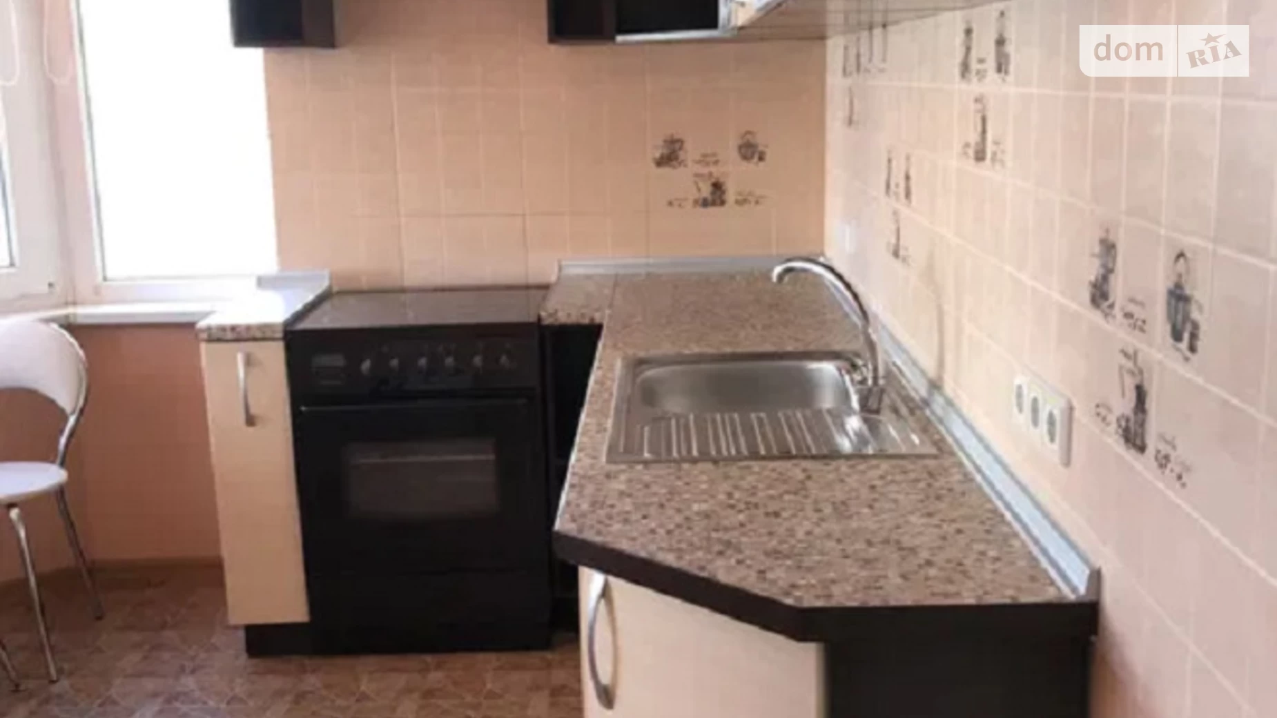 Продается 1-комнатная квартира 52.1 кв. м в Черноморске, ул. Парусная - фото 5