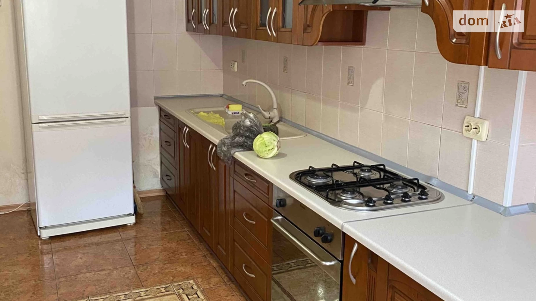 Продается 1-комнатная квартира 54.5 кв. м в Черноморске, ул. Парусная - фото 3