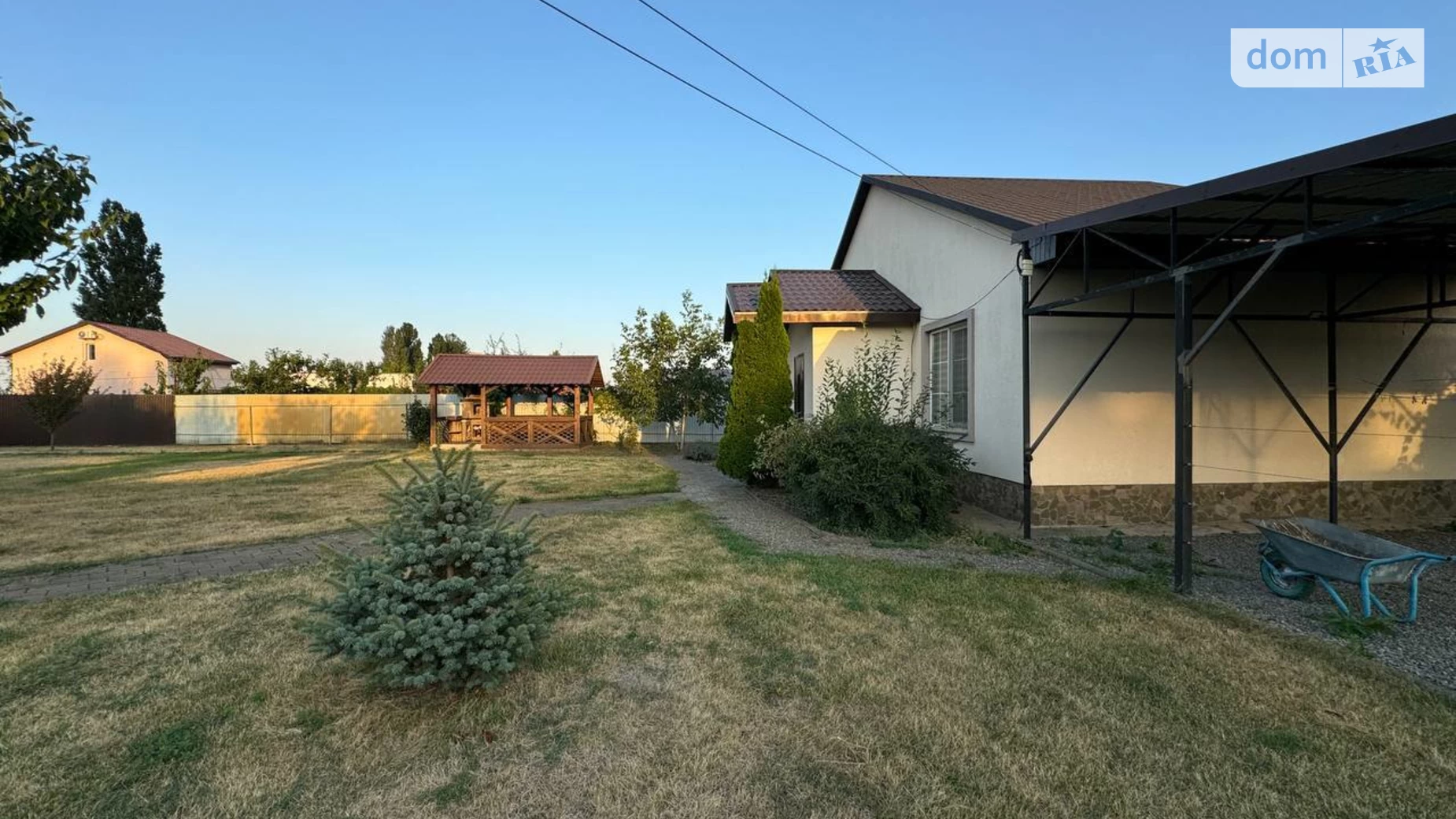 Продается дом на 2 этажа 150 кв. м с подвалом, цена: 110000 € - фото 3