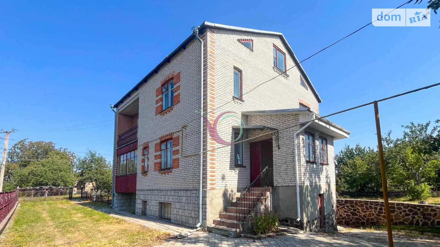 Продается дом на 2 этажа 256 кв. м с участком, цена: 78000 $ - фото 2