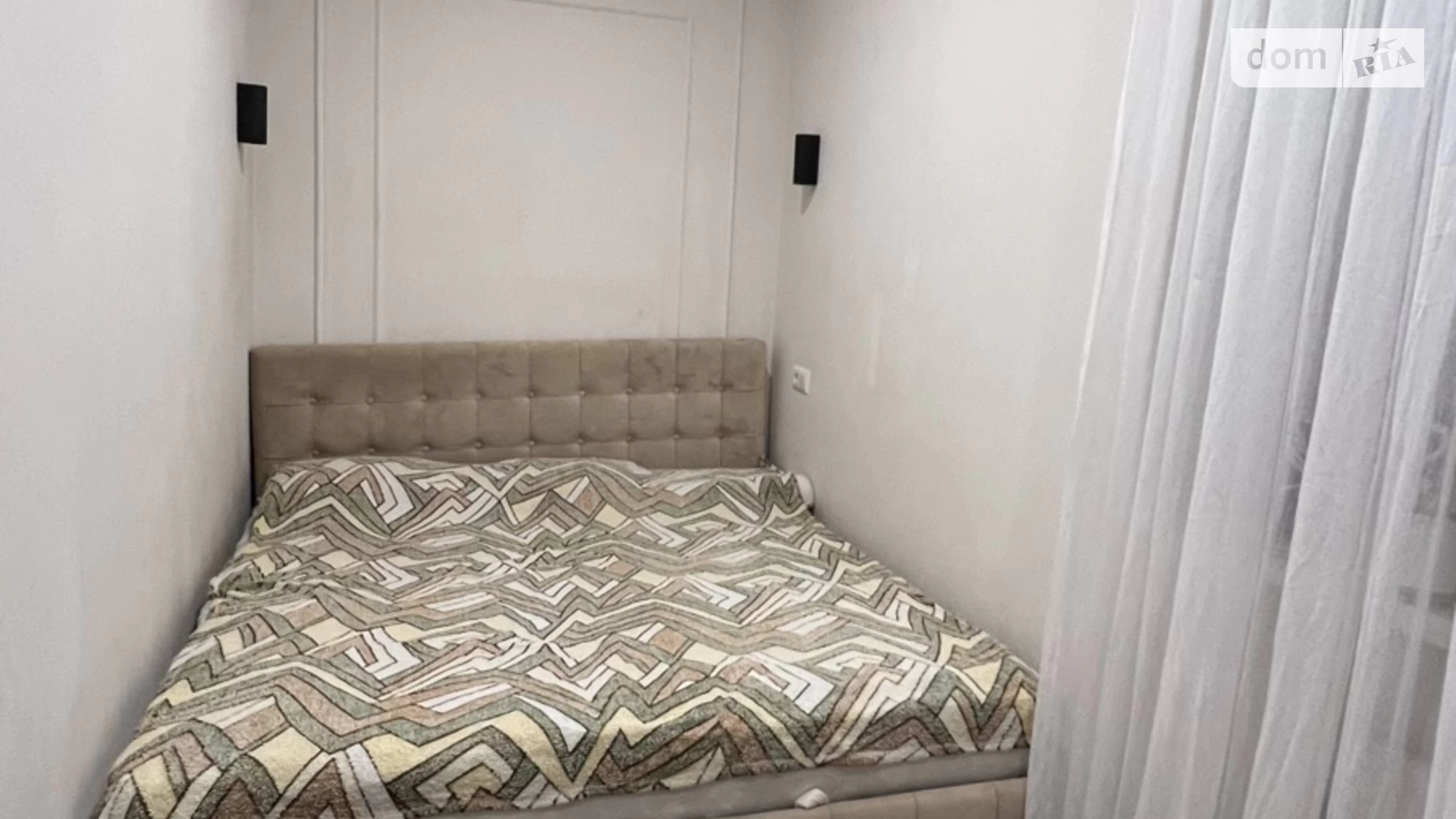 Продается 1-комнатная квартира 40 кв. м в Черновцах - фото 3