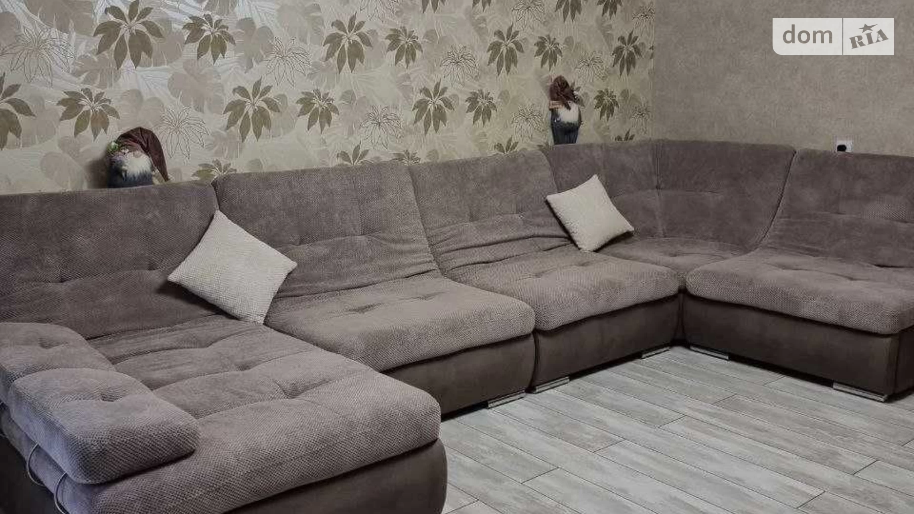 Продается дом на 3 этажа 324.8 кв. м с садом, цена: 126000 $ - фото 3
