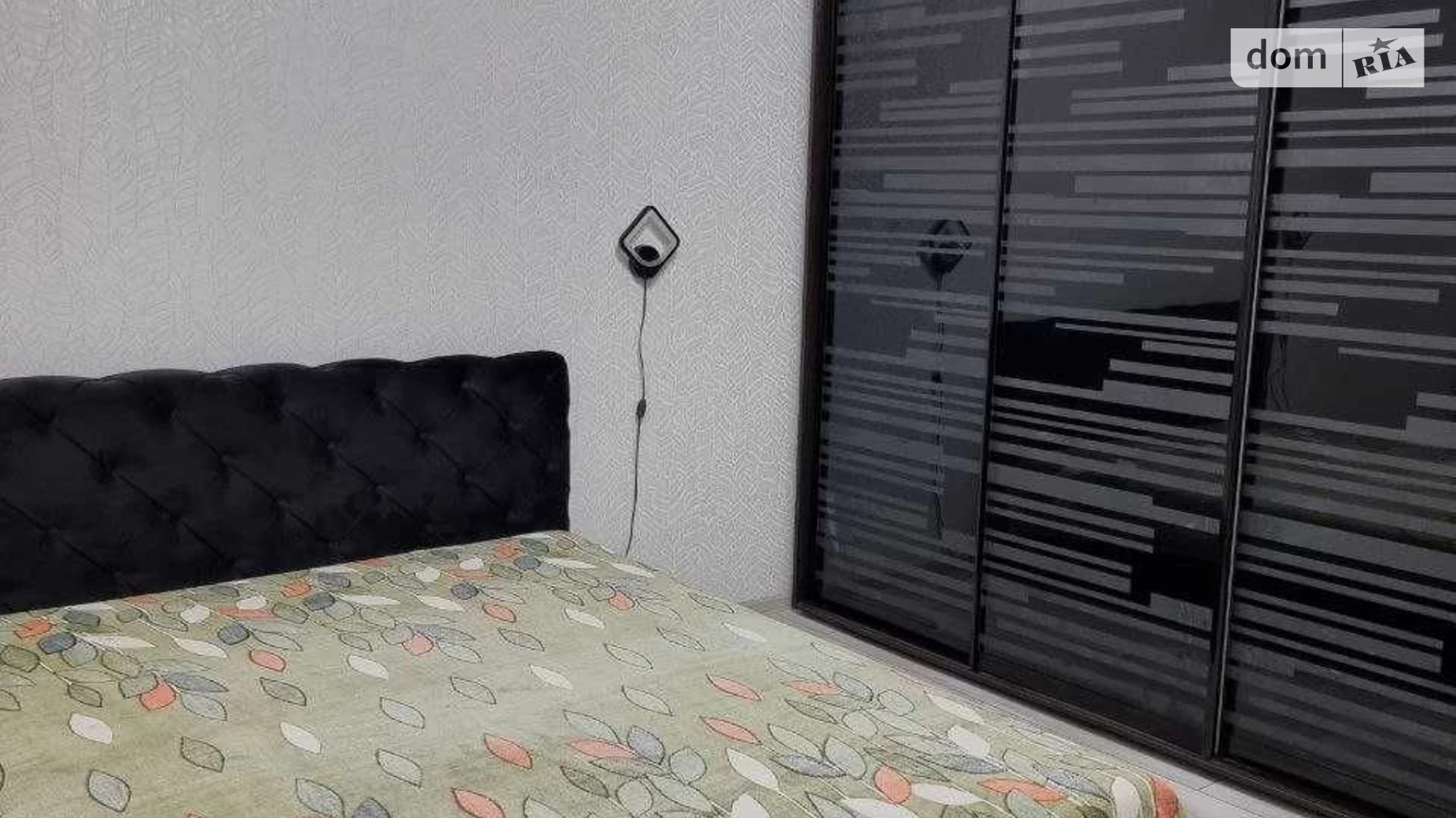 Продается дом на 3 этажа 324.8 кв. м с садом, цена: 126000 $ - фото 4