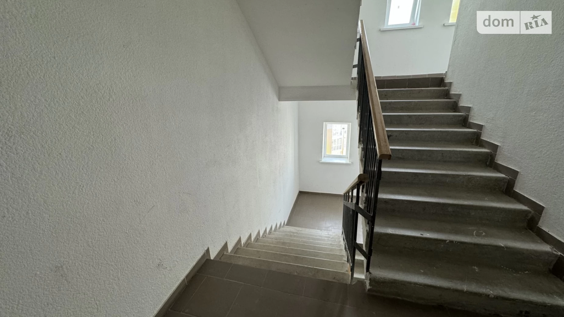 Продается 2-комнатная квартира 51 кв. м в Зарванцах, ул. Одесская, 3 - фото 3