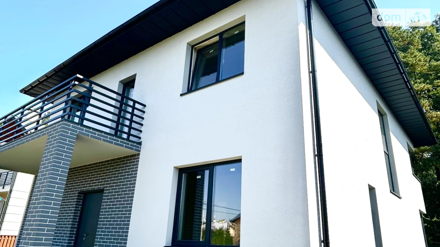 Продается дом на 2 этажа 200 кв. м с бассейном, цена: 220000 $ - фото 4