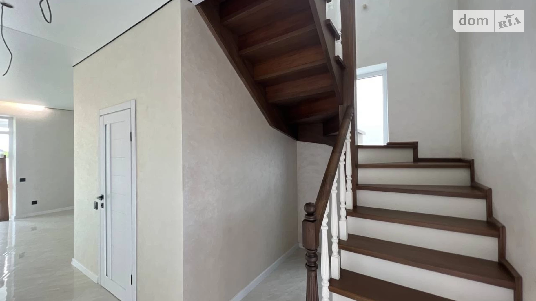 Продається будинок 2 поверховий 125 кв. м з каміном, цена: 165000 $ - фото 2