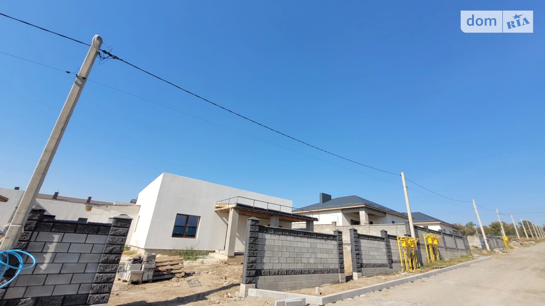 Продається одноповерховий будинок 140 кв. м з садом, цена: 83000 $ - фото 2