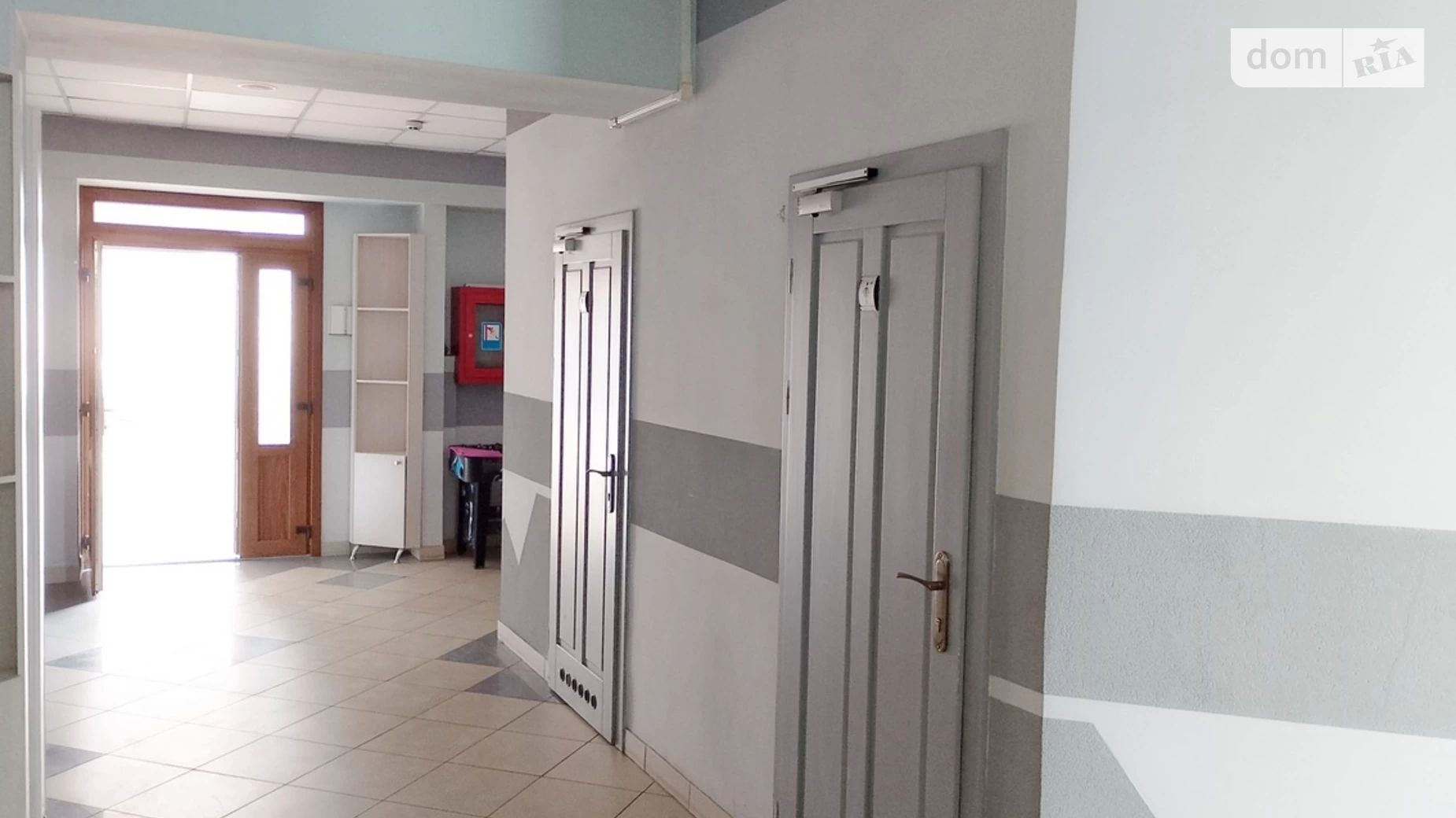 Здається в оренду офіс 35 кв. м в бізнес-центрі, цена: 13900 грн - фото 4