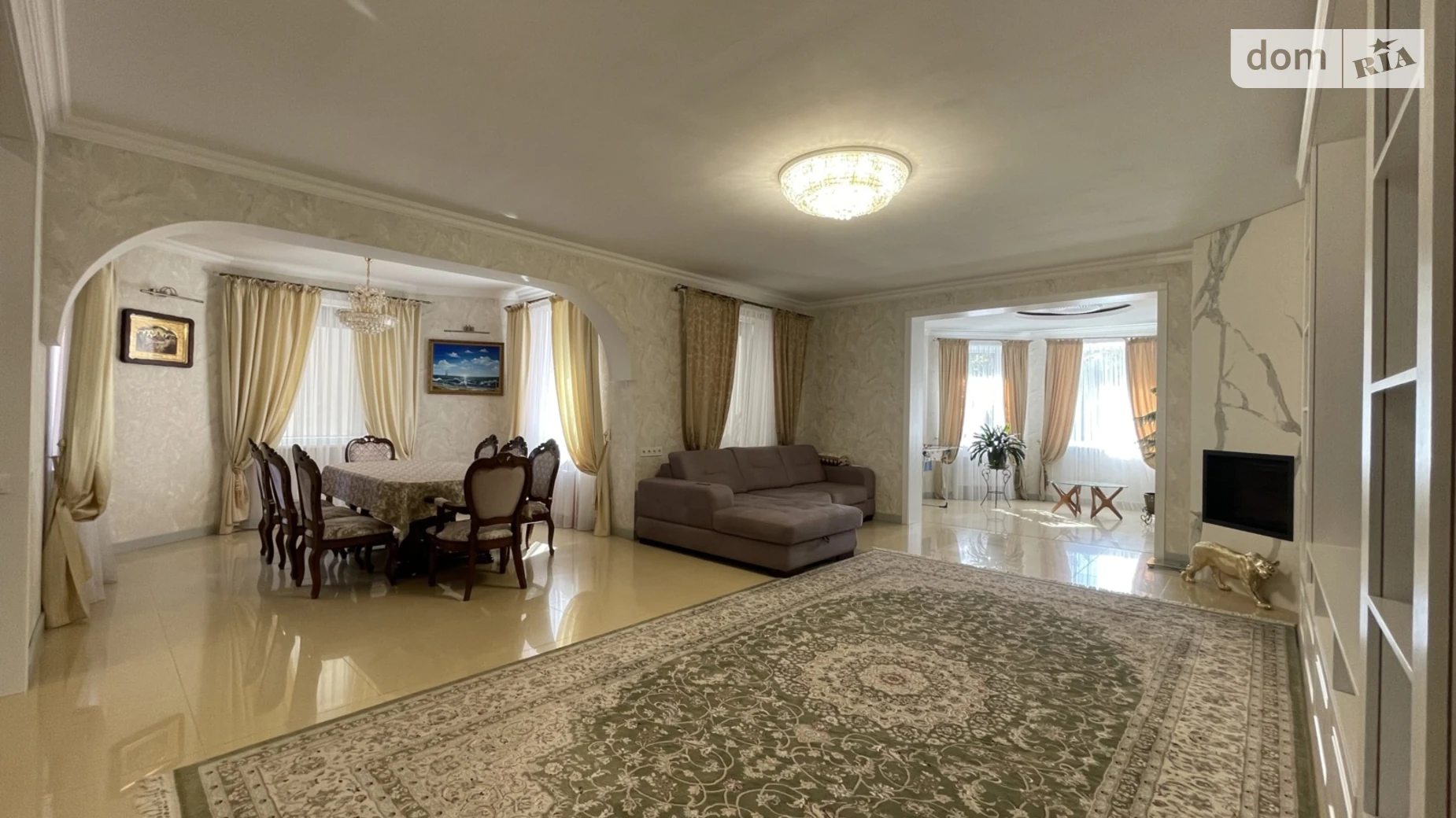 Продается дом на 2 этажа 315 кв. м с садом, цена: 300000 $ - фото 2