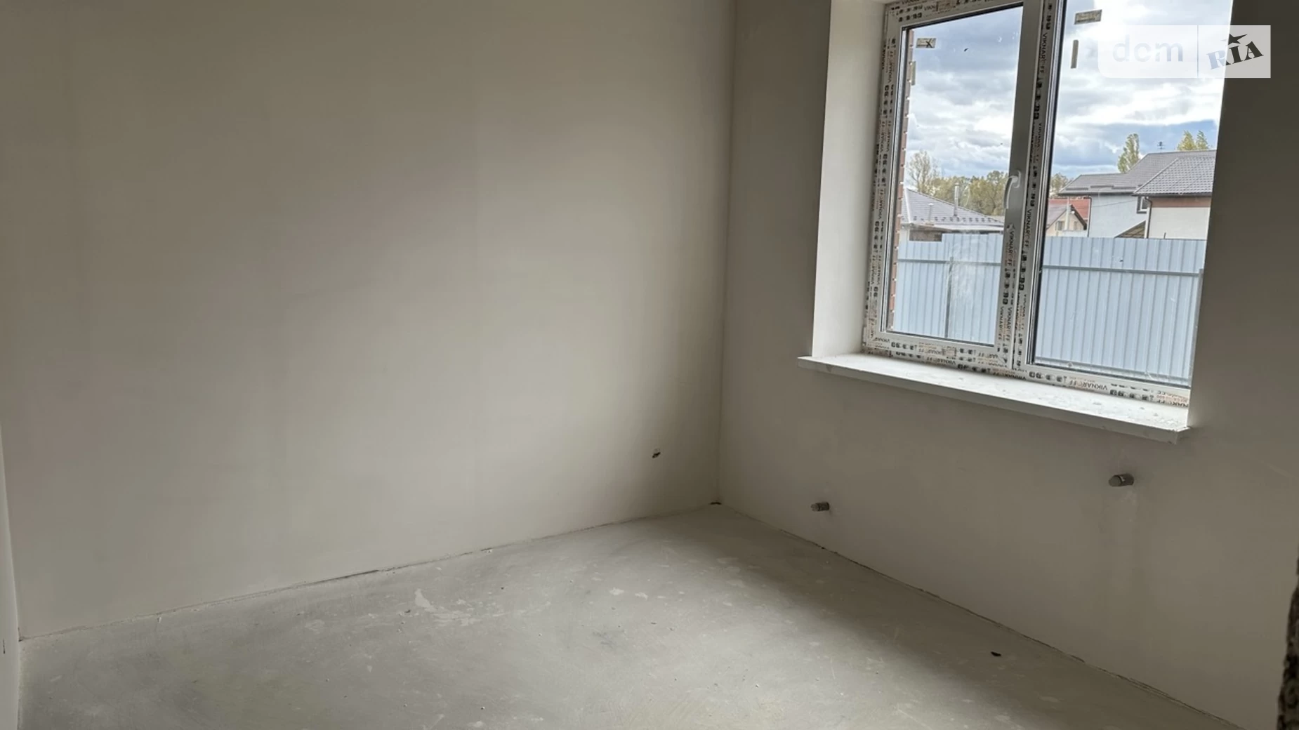 Продается дом на 2 этажа 120 кв. м с камином, цена: 92000 $ - фото 2