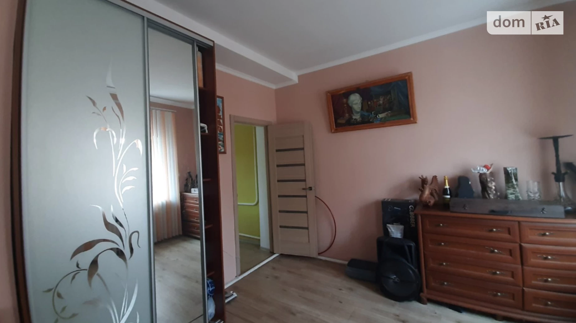 Продается дом на 2 этажа 120 кв. м с бассейном, цена: 64500 $ - фото 2