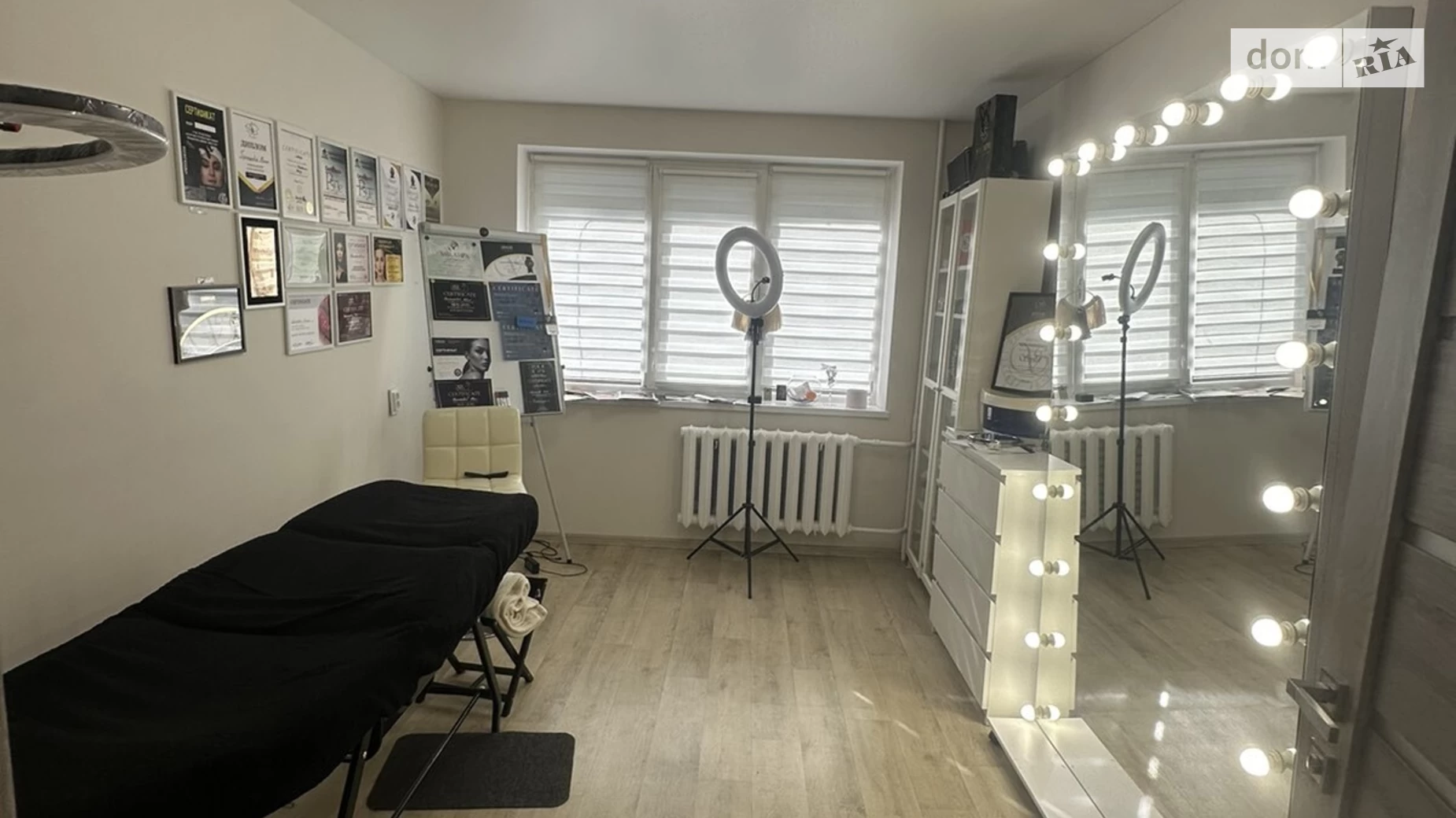 Продается офис 47 кв. м в бизнес-центре, цена: 50000 $ - фото 2