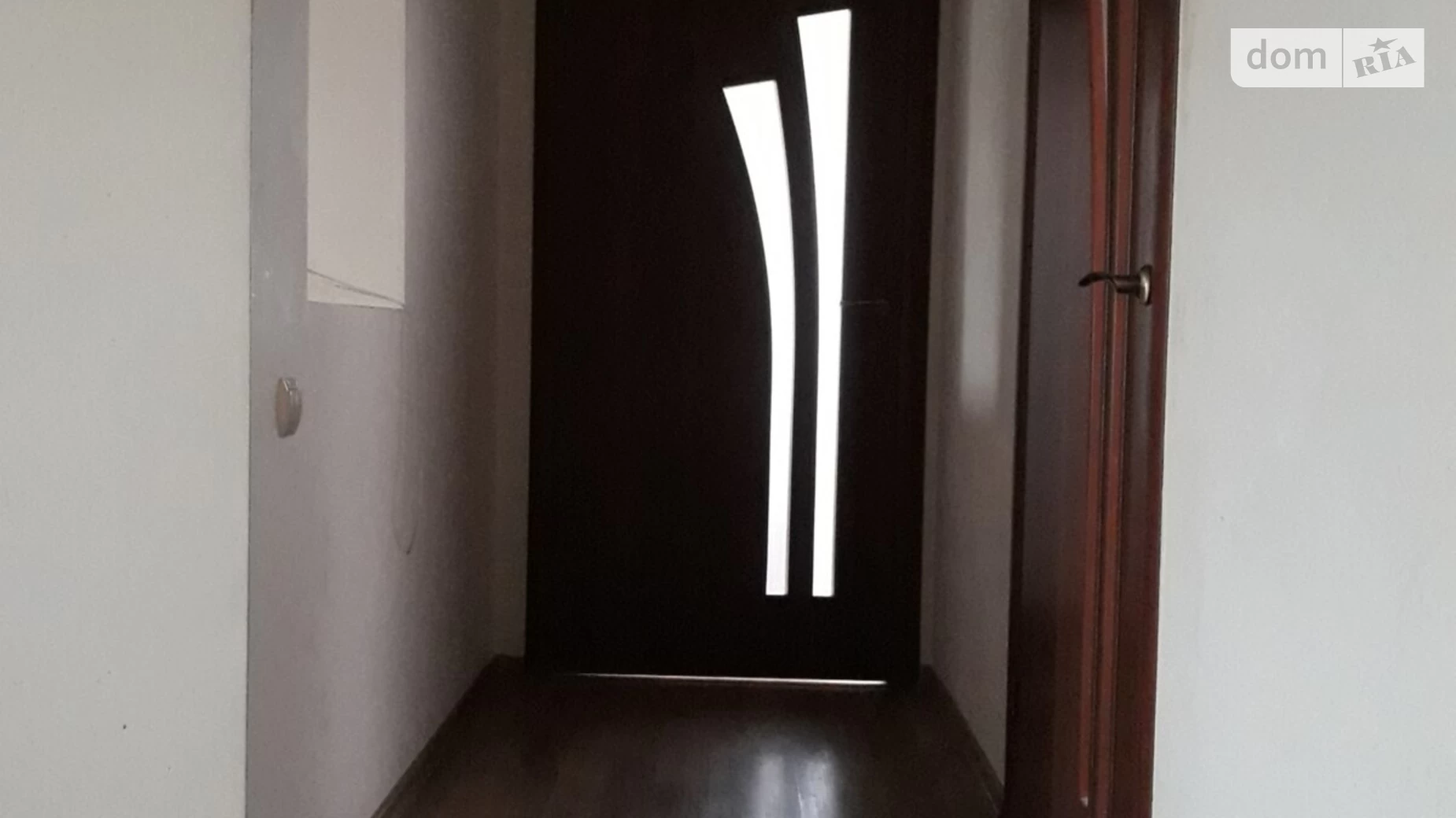 Продается дом на 3 этажа 420 кв. м с балконом, цена: 165000 $ - фото 4