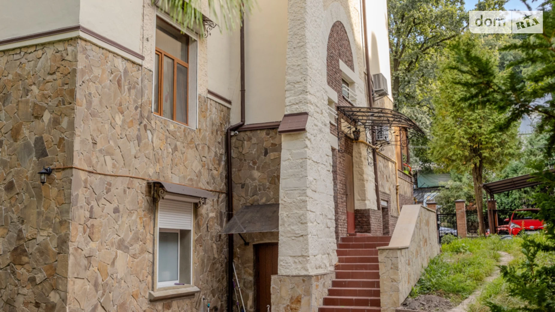 Продається 5-кімнатна квартира 150 кв. м у Львові, вул. Кубанська, 15 - фото 2