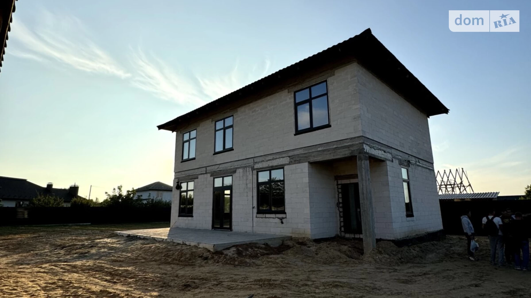 Продается дом на 2 этажа 197.8 кв. м с бассейном, цена: 250000 $ - фото 4