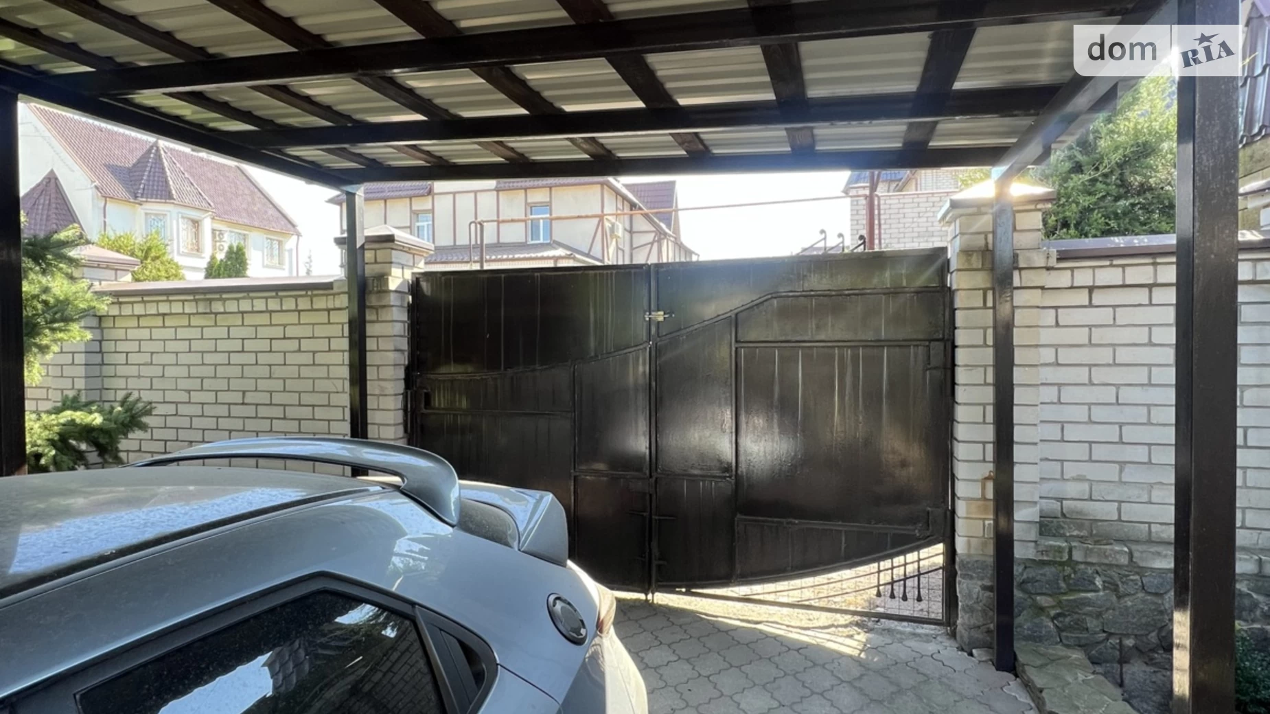Продается дом на 2 этажа 320.7 кв. м с гаражом, цена: 169500 $ - фото 5