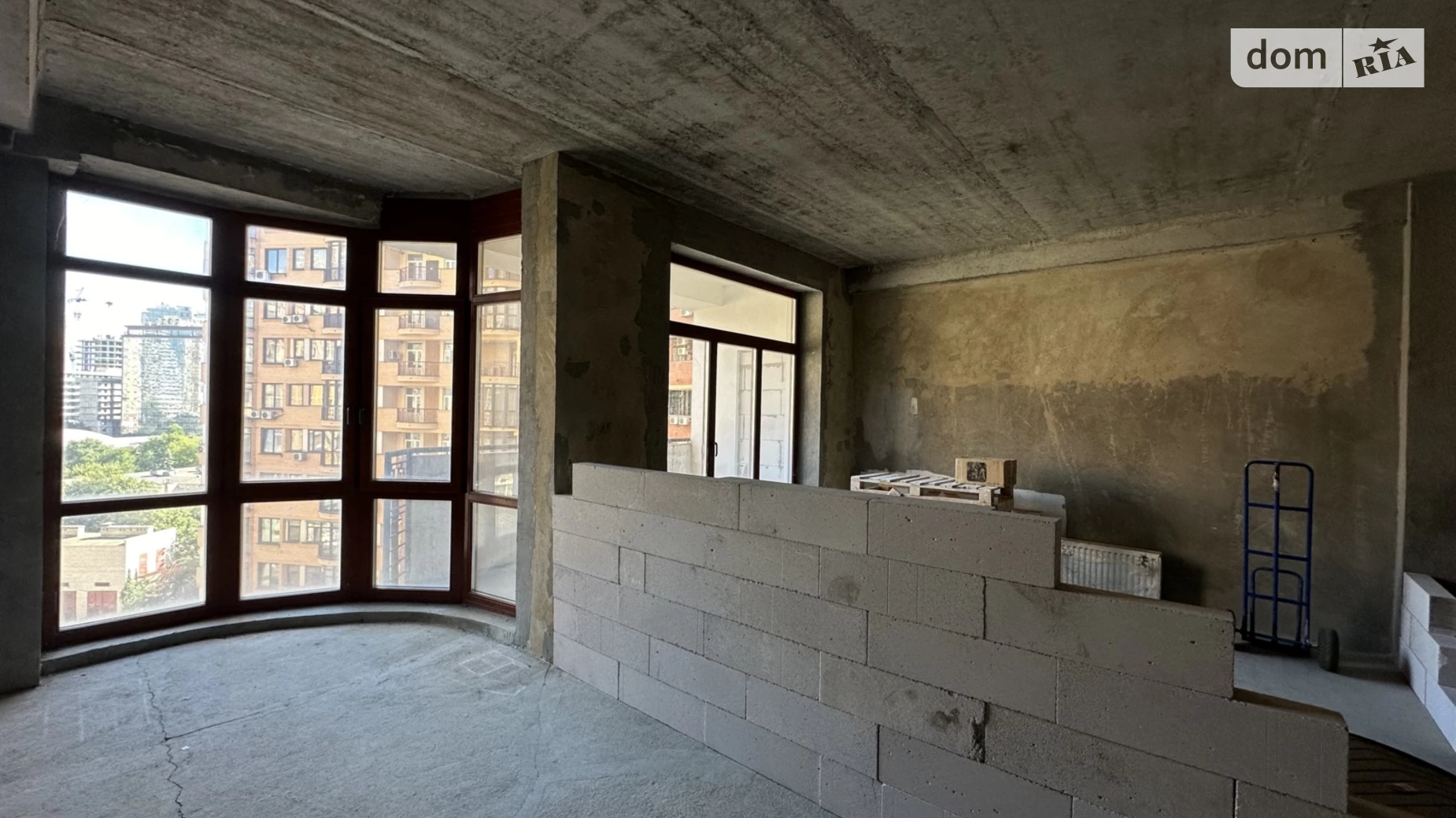Продается 1-комнатная квартира 110.2 кв. м в Одессе, ул. Тенистая, 9/12 - фото 4