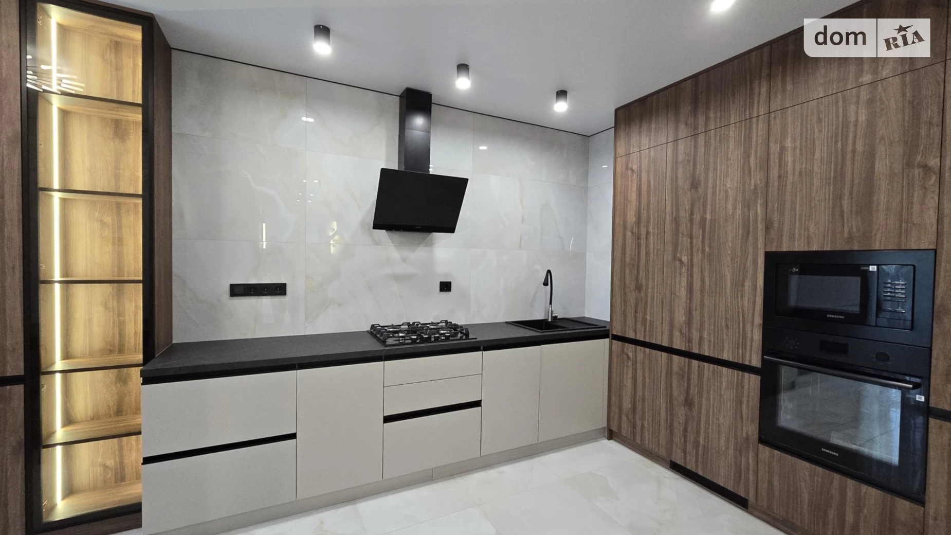 Продается 2-комнатная квартира 60 кв. м в Ивано-Франковске, ул. Крайковского - фото 4