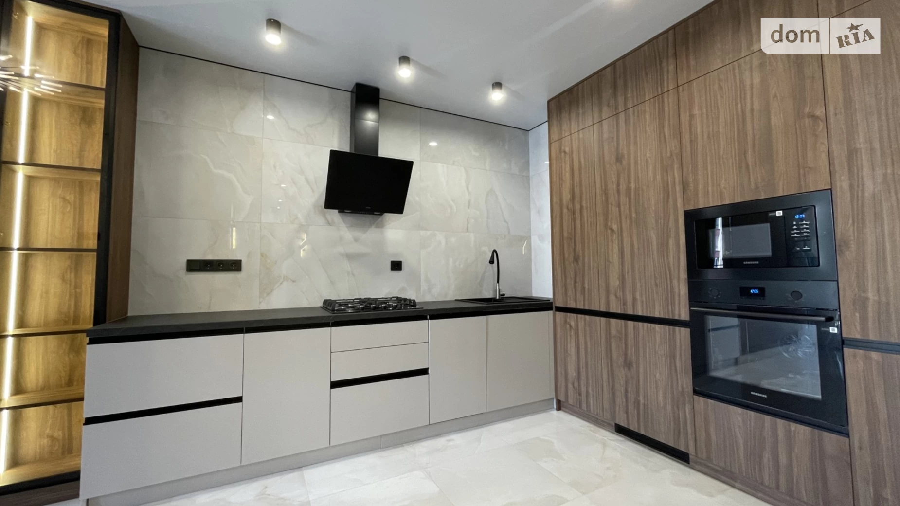 Продається 2-кімнатна квартира 60 кв. м у Івано-Франківську, вул. Юліана Пелеша(Крайківського), 1А - фото 2