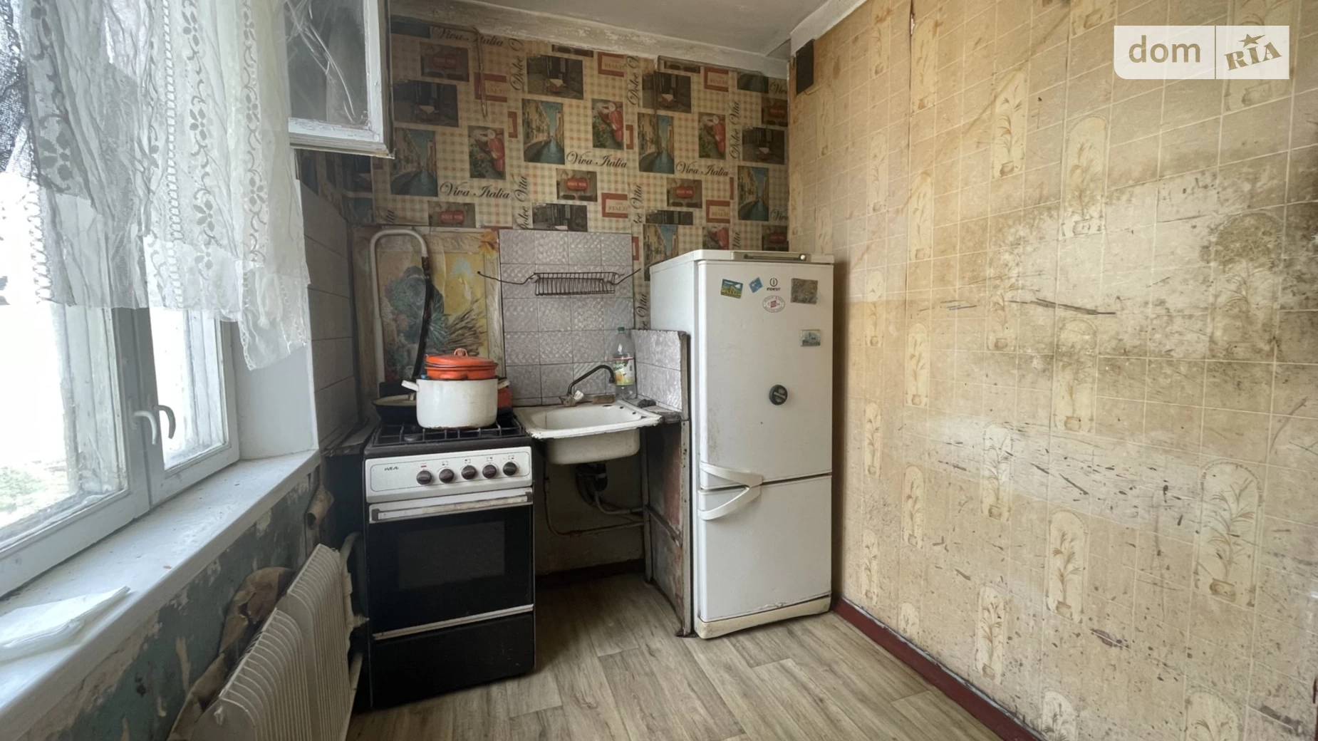 Продается 1-комнатная квартира 33 кв. м в Черноморске, просп. Мира(Ленина ул.) - фото 2