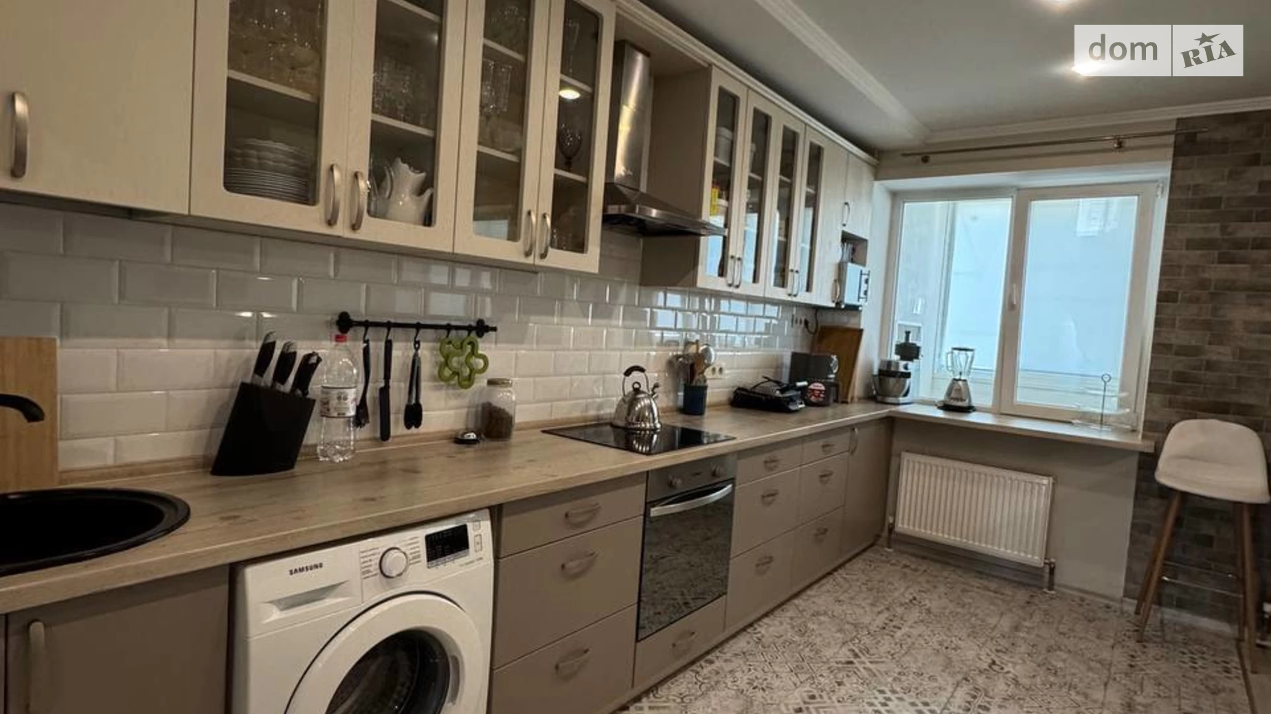Продається 3-кімнатна квартира 94.5 кв. м у Одесі, вул. Костанді, 162/2 - фото 2