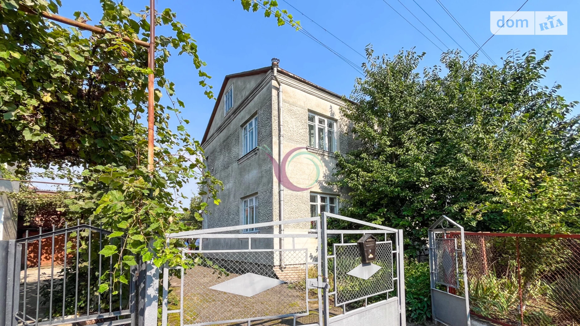 Продается дом на 2 этажа 141 кв. м с беседкой, цена: 83500 $ - фото 2