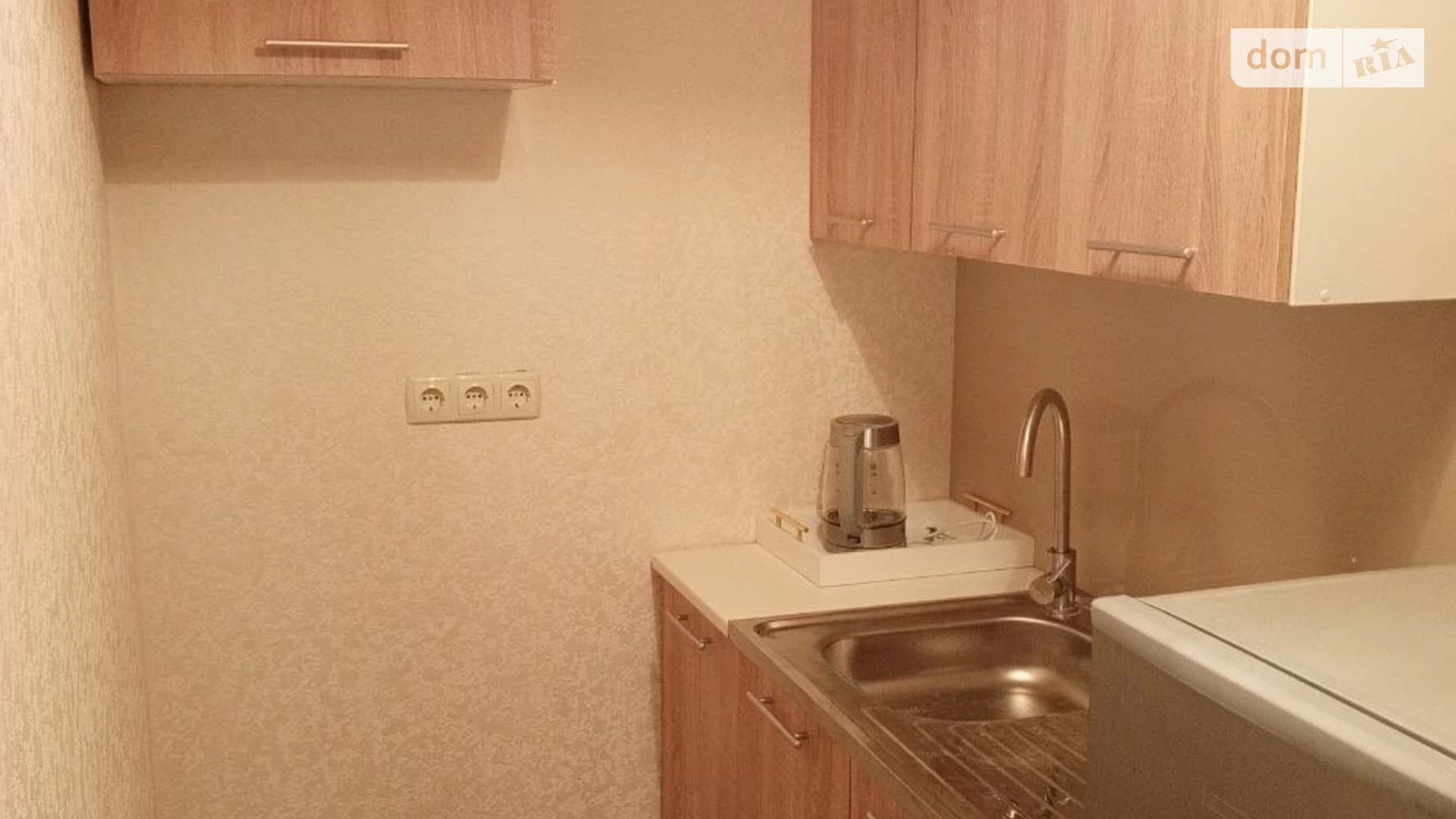 Сдается в аренду офис 40 кв. м в бизнес-центре, цена: 600 $ - фото 5