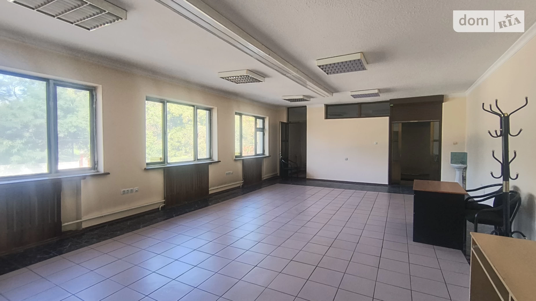 Сдается в аренду офис 100 кв. м в бизнес-центре, цена: 700 $ - фото 5