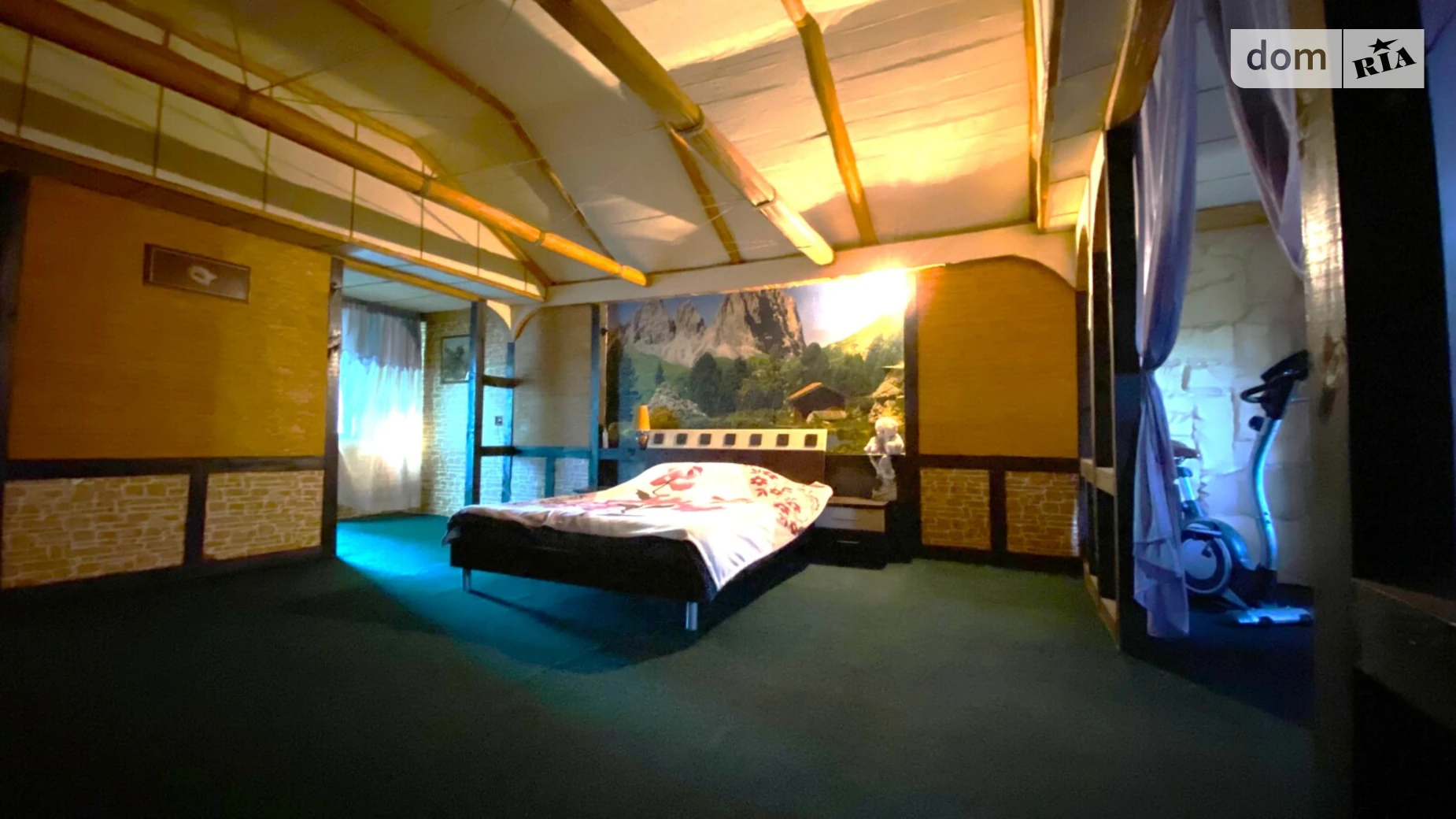 Продается дом на 2 этажа 230 кв. м с бассейном, цена: 85000 $ - фото 2