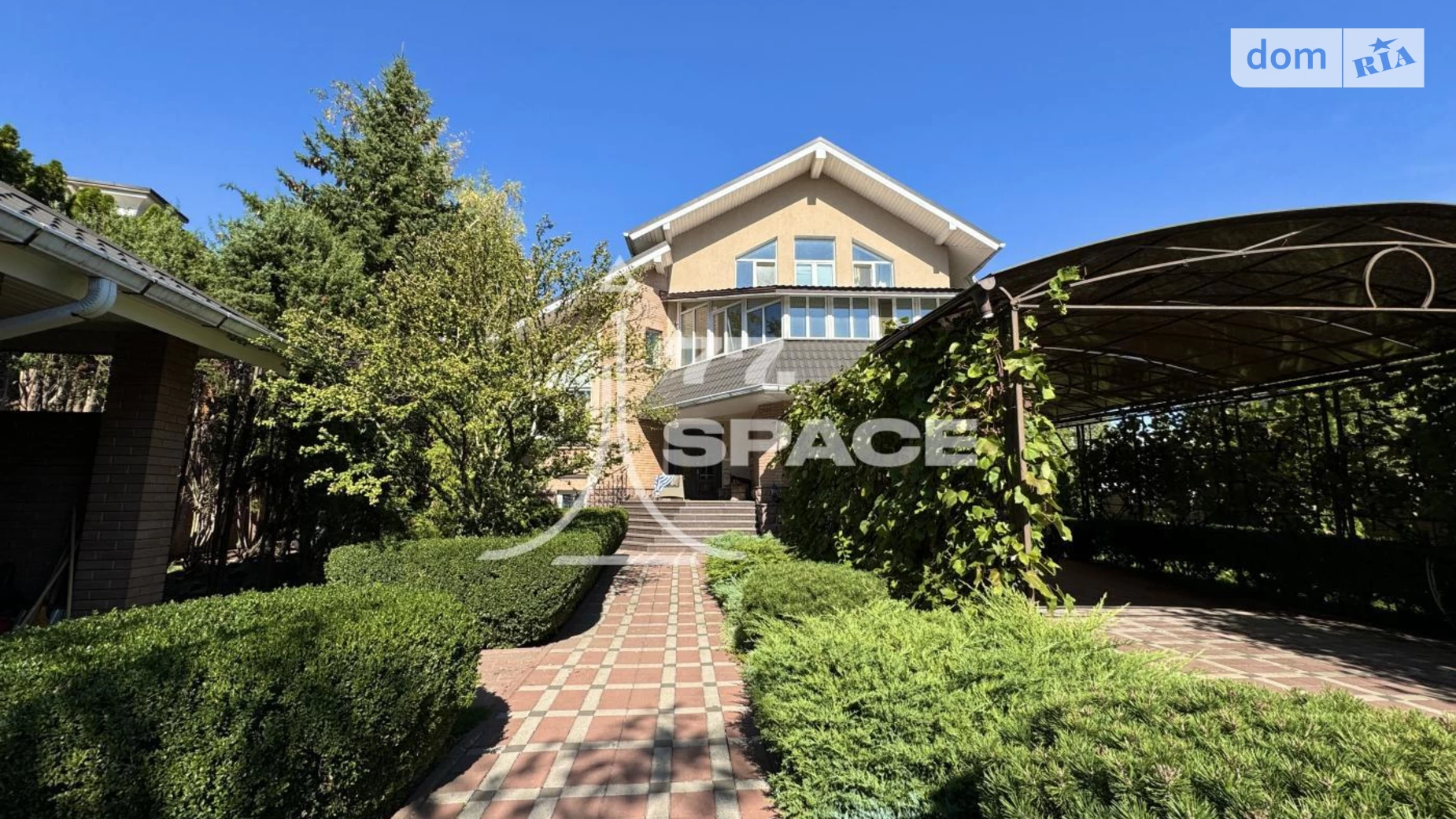 Сдается в аренду дом на 3 этажа 700 кв. м с садом, цена: 4000 $ - фото 2