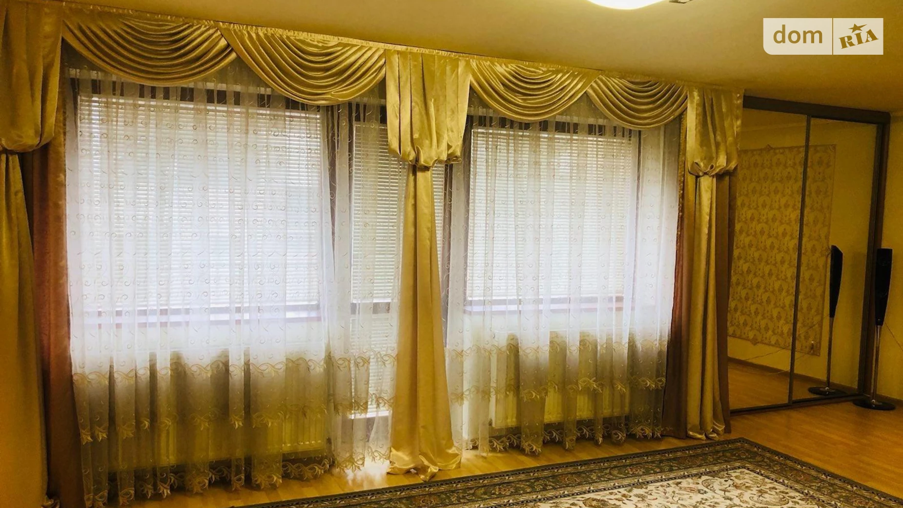 Продается дом на 2 этажа 288.8 кв. м с садом, цена: 232000 $ - фото 2