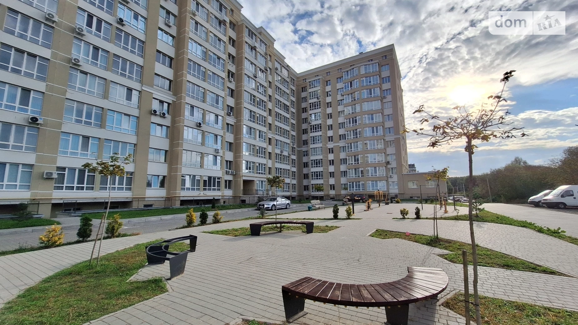 Продается 2-комнатная квартира 77.5 кв. м в Хмельницком, ул. Заречанская, 3/3Б - фото 3