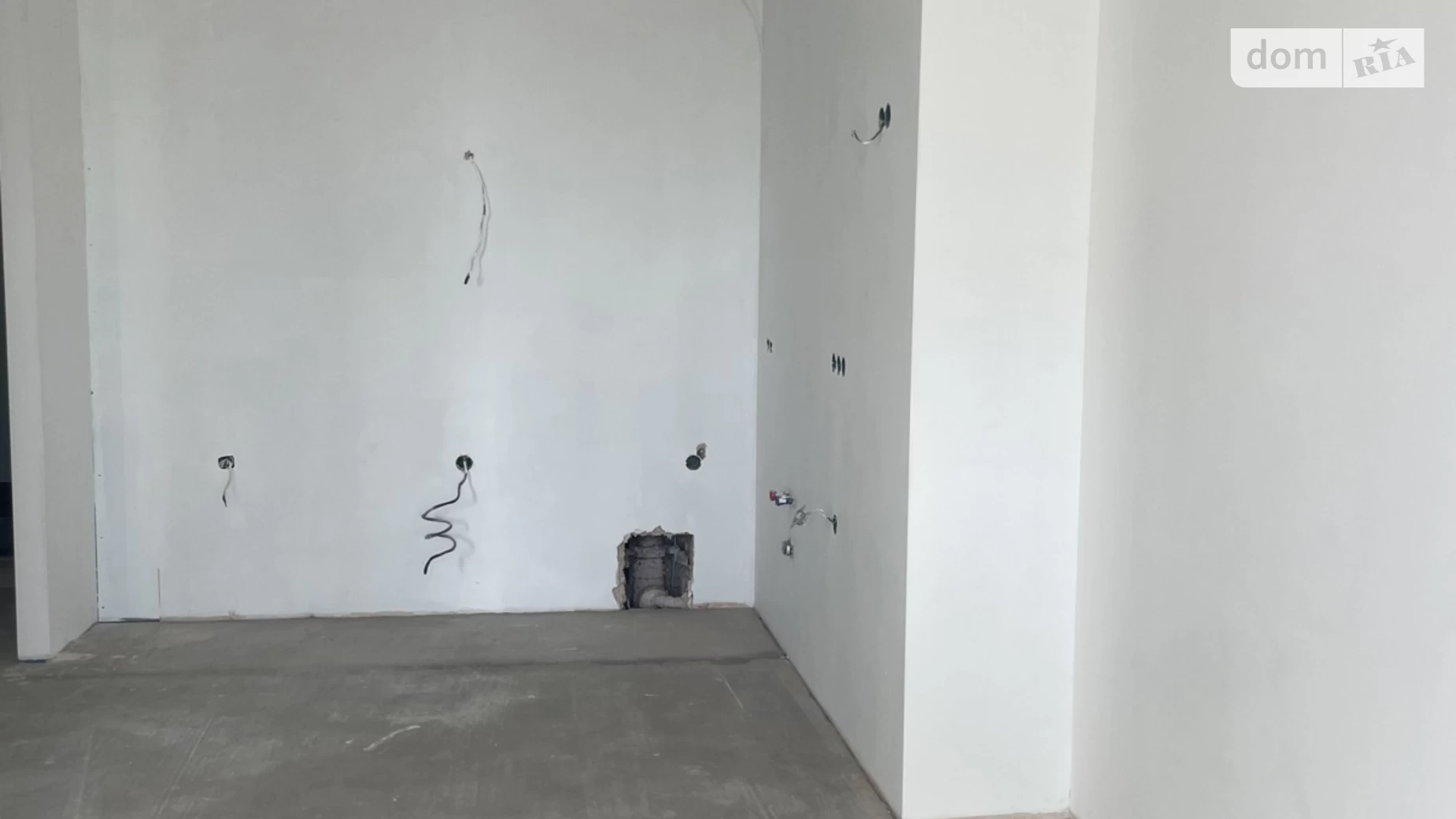 Продается 1-комнатная квартира 60 кв. м в Киеве, бул. Леси Украинки, 7В - фото 4