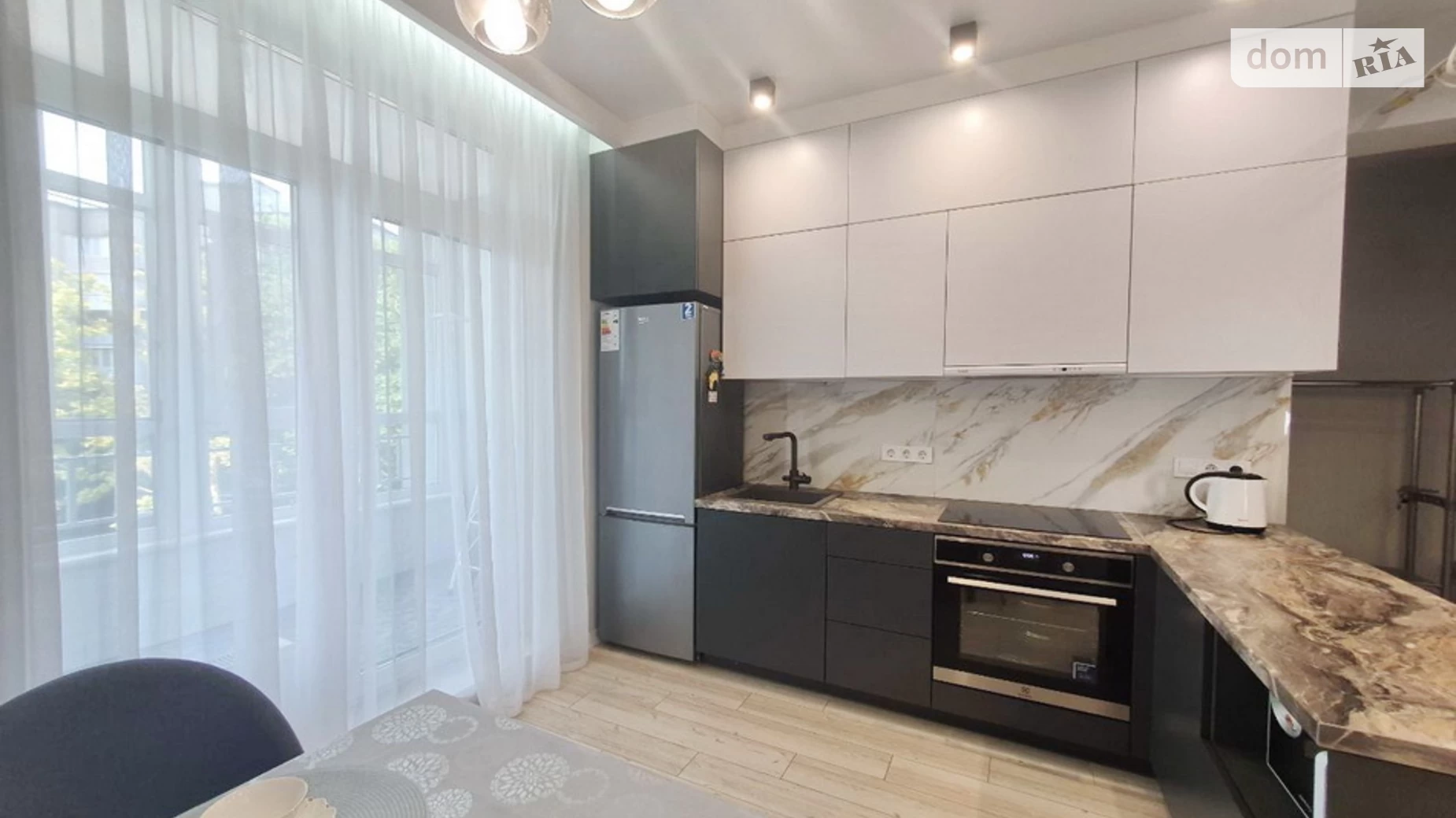Продается 2-комнатная квартира 45.8 кв. м в Одессе, просп. Гагарина - фото 2