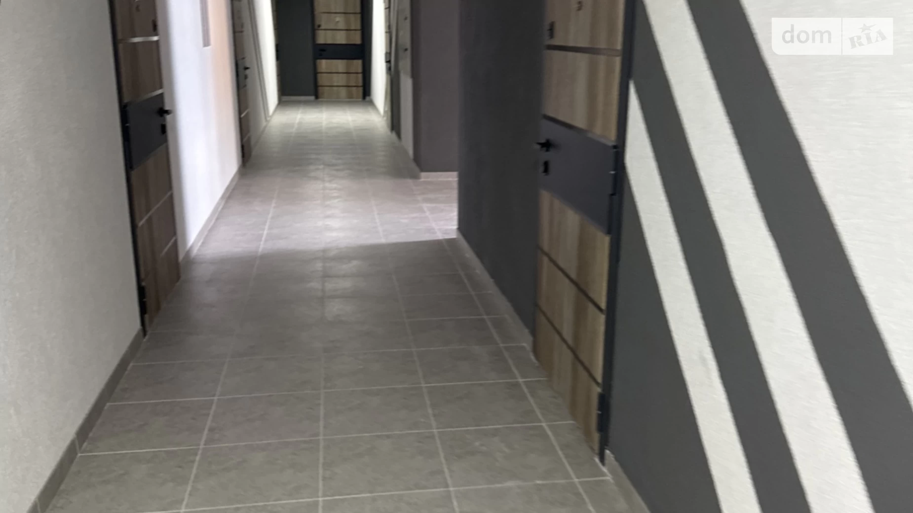 Продається 1-кімнатна квартира 38.2 кв. м у Гостомелі, вул. Вереснева, 21 - фото 3