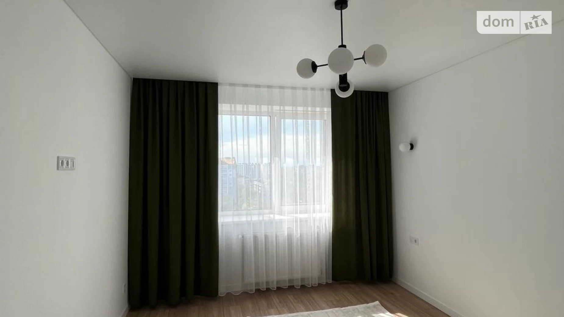 Продается 1-комнатная квартира 42 кв. м в Ивано-Франковске, ул. Волошина Августина - фото 4
