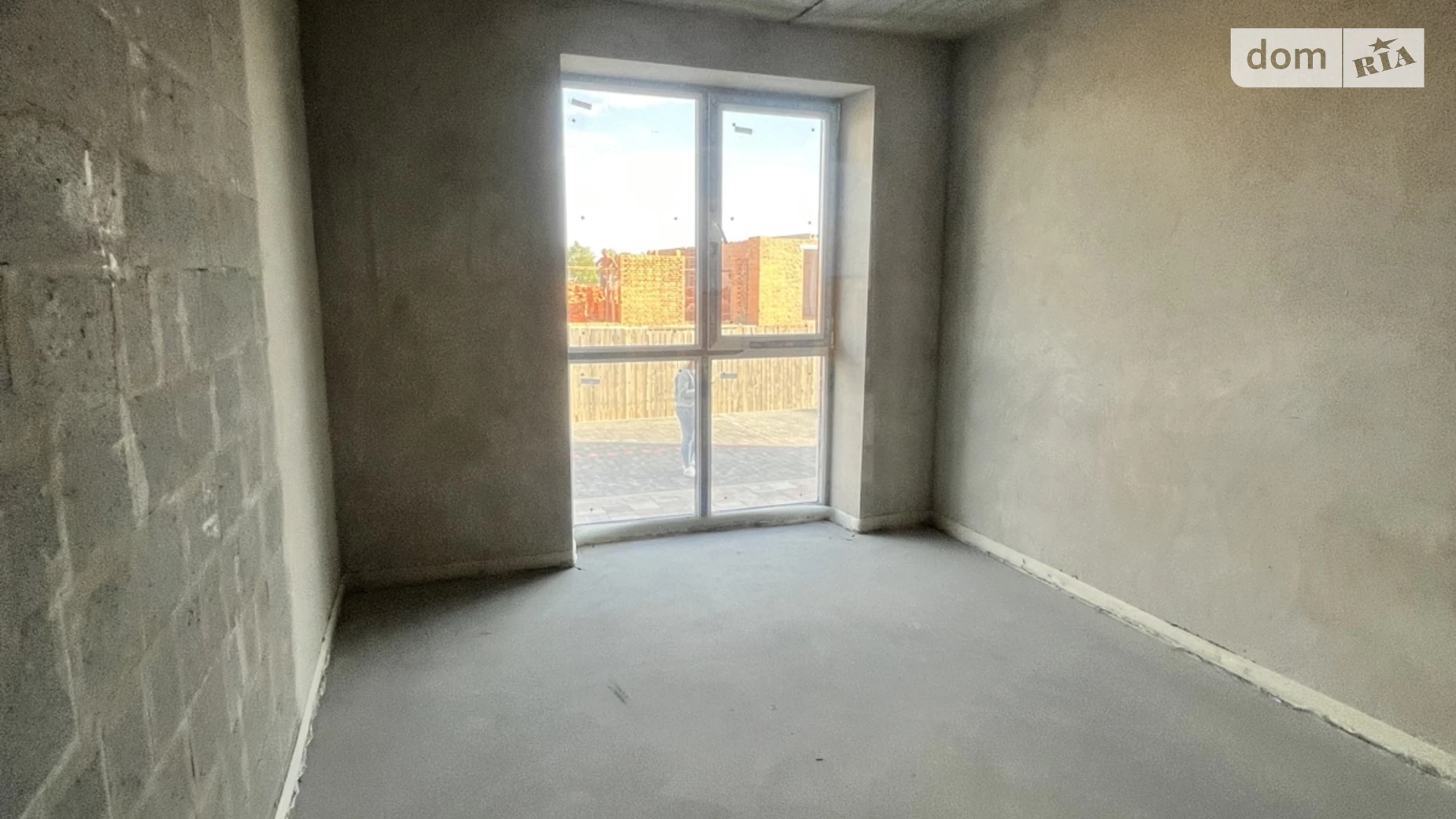 Продается 2-комнатная квартира 52 кв. м в Гостомеле, ул. Украинская, 12 - фото 2