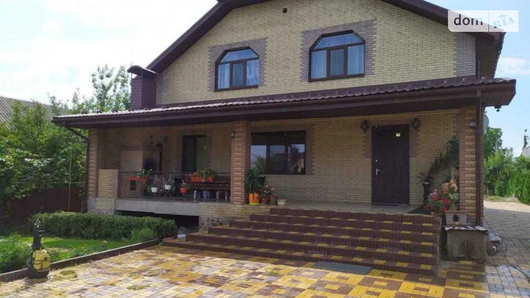 Продается дом на 2 этажа 480 кв. м с подвалом, цена: 290000 $ - фото 2