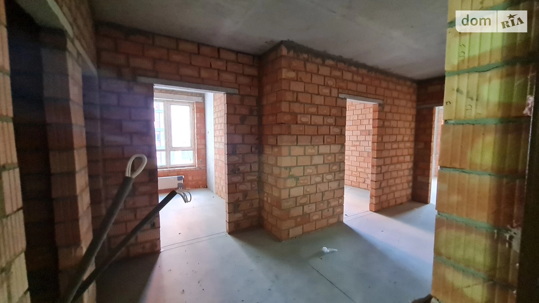 Продається 2-кімнатна квартира 67 кв. м у Києві, вул. Живописна, 7 - фото 2