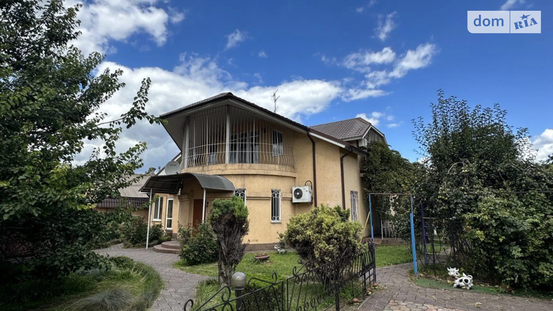 Продается дом на 2 этажа 247.1 кв. м с камином, цена: 155000 $ - фото 2