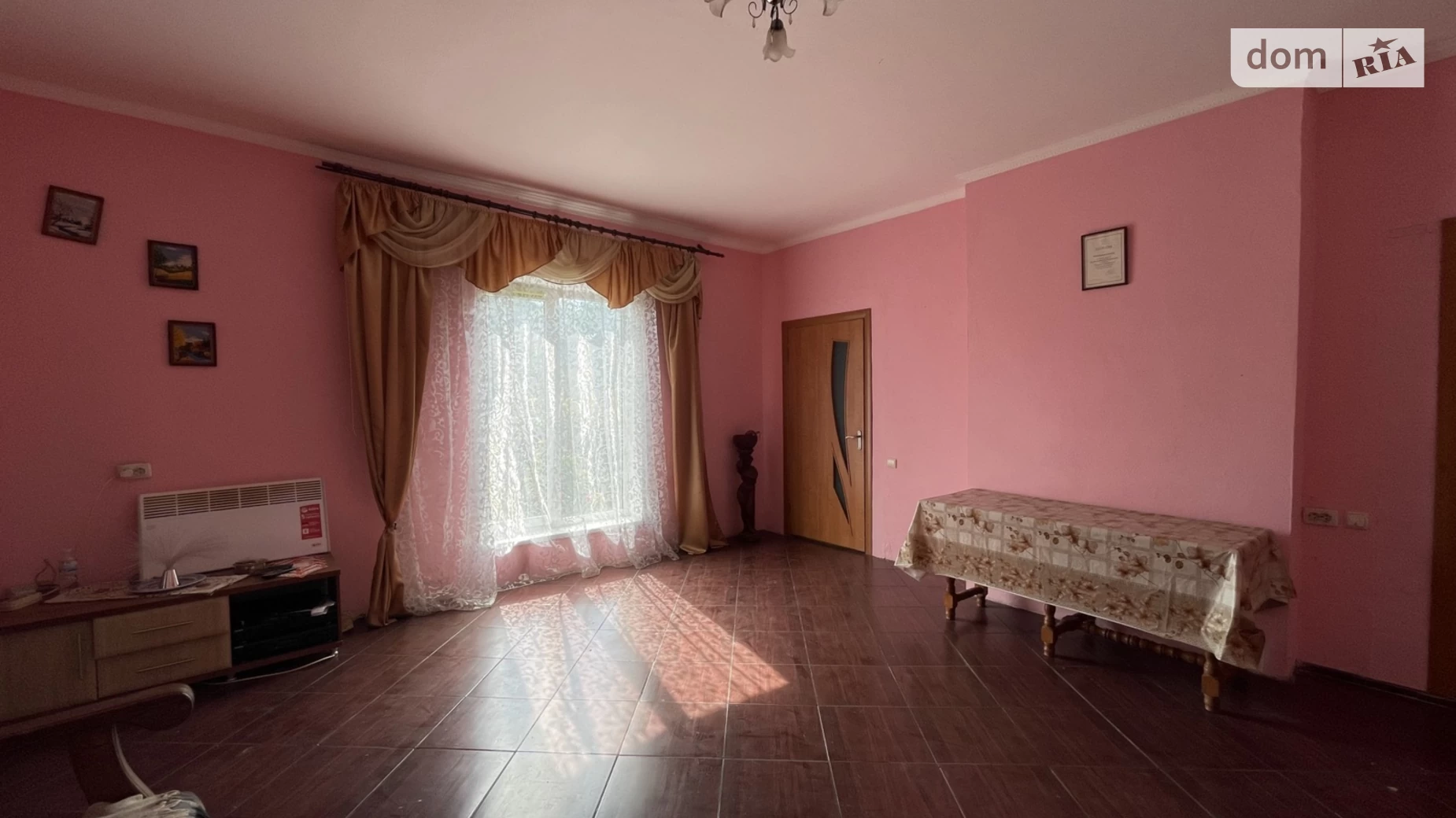 Продается дом на 2 этажа 200 кв. м с бассейном, цена: 60000 $ - фото 4