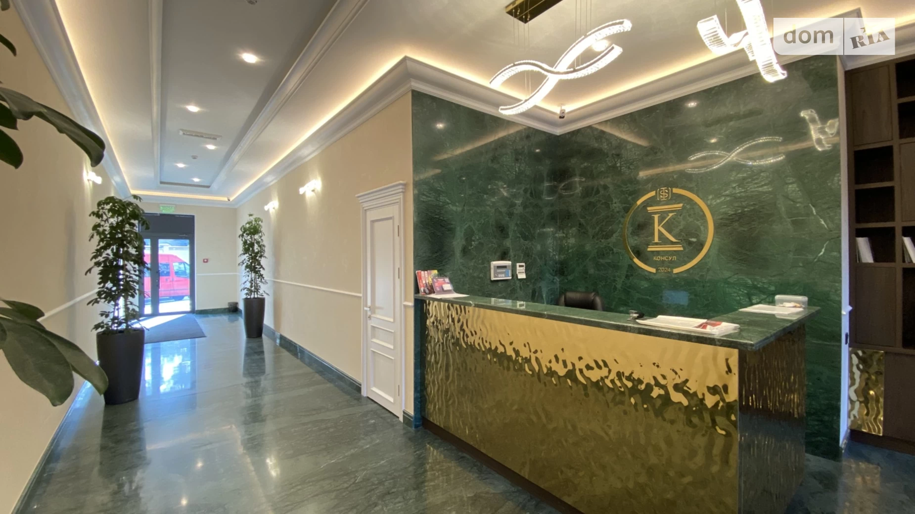 Продается 5-комнатная квартира 200.3 кв. м в Одессе, Фонтанская дор. - фото 3