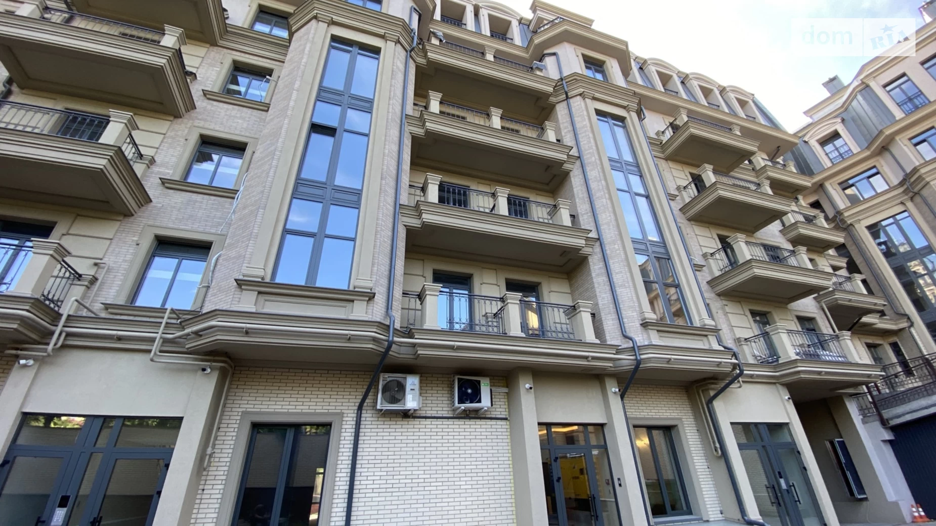 Продается 5-комнатная квартира 200.3 кв. м в Одессе, Фонтанская дор. - фото 5
