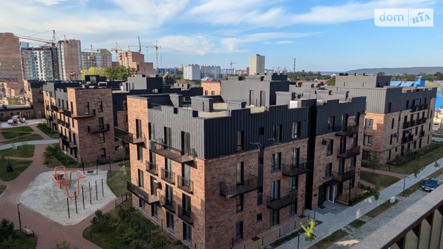 Продается 2-комнатная квартира 66.1 кв. м в Ивано-Франковске, ул. Крайковского, 5 корпус 6 - фото 3