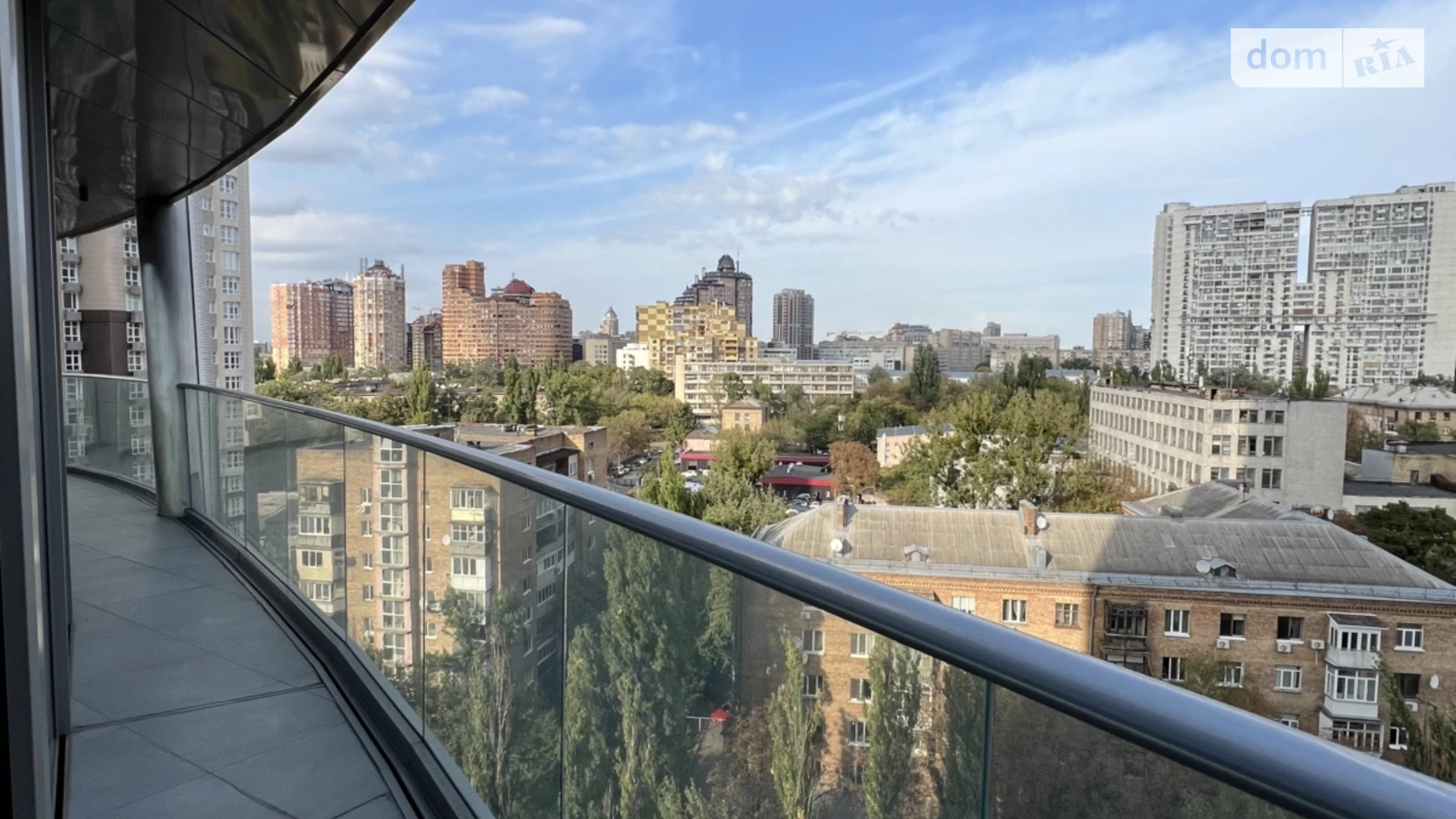 Продается 3-комнатная квартира 126 кв. м в Киеве, ул. Иоанна Павла II(Патриса Лумумбы), 12 - фото 2