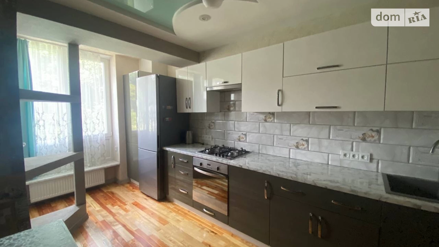 2-комнатная квартира 68 кв. м в Тернополе, ул. Тернопольская - фото 2