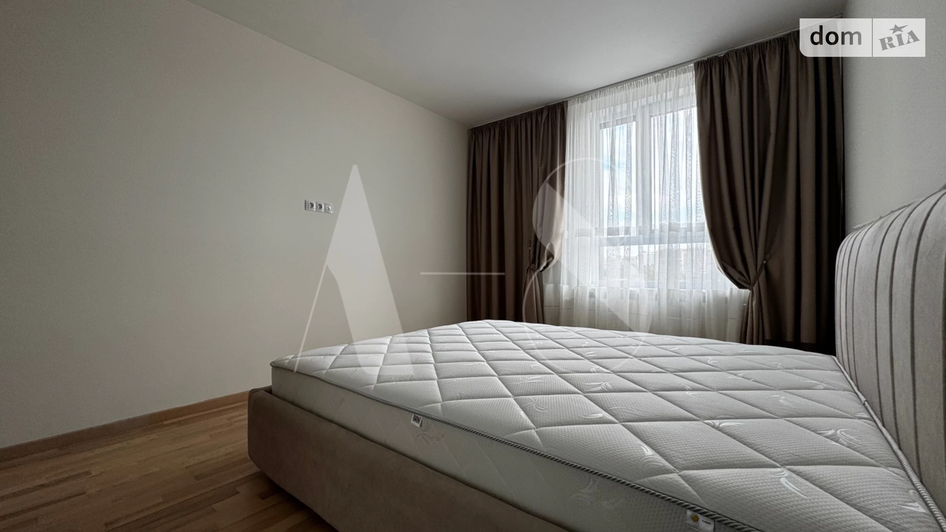 Сдается в аренду 2-комнатная квартира 72 кв. м в, цена: 750 $ - фото 4