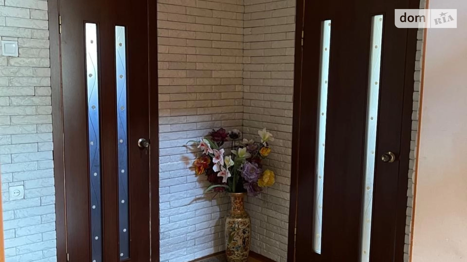 Продается дом на 2 этажа 248.3 кв. м с террасой, цена: 120000 $ - фото 4